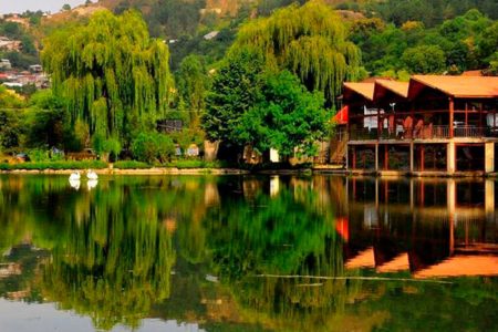 دریاچه پارز؛ یکی از زیباترین جاذبه‌های طبیعی ارمنستان