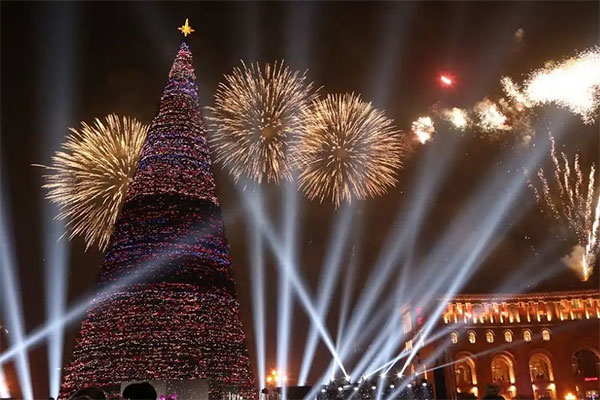 بازار کریسمس ایروان ۲۰۲۶